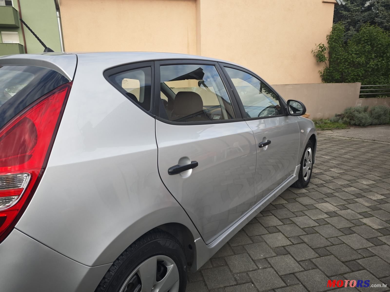 2011' Hyundai i30 1,6 Crdi photo #3