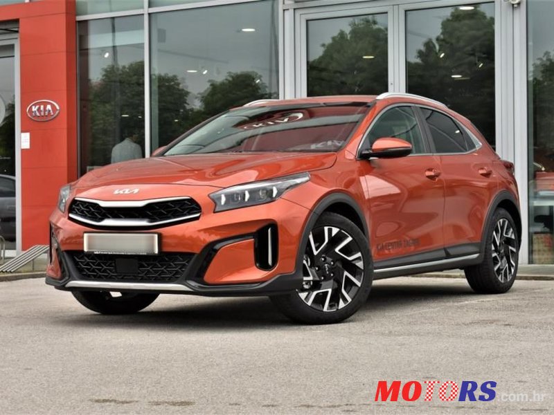 2023' Kia XCeed photo #1