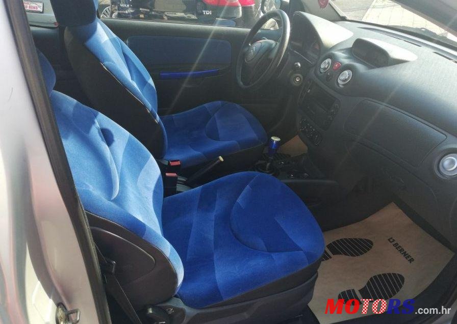 2004' Citroen C2 1,4 Hdi Sx photo #2