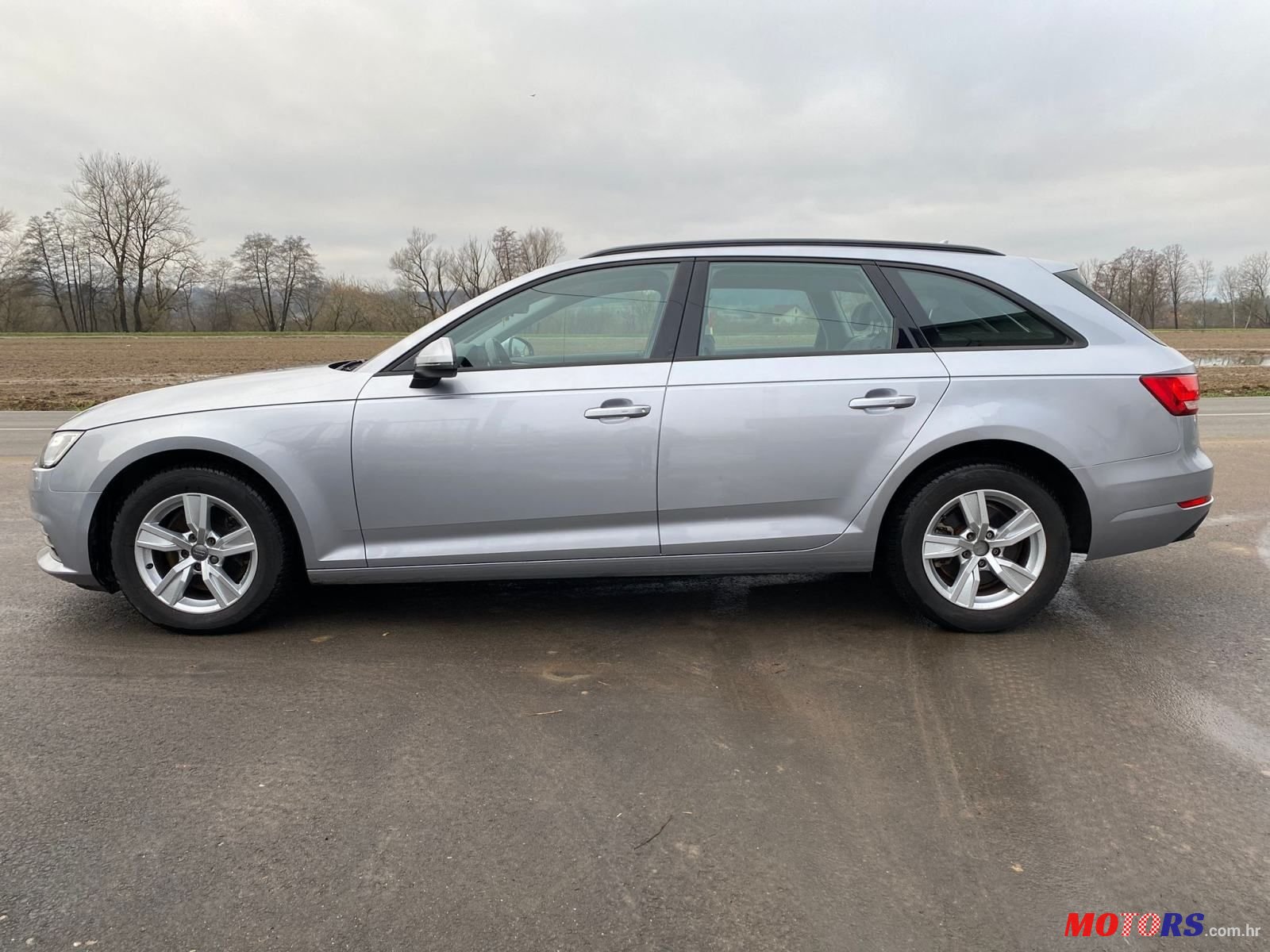 2018' Audi A4 Avant photo #4