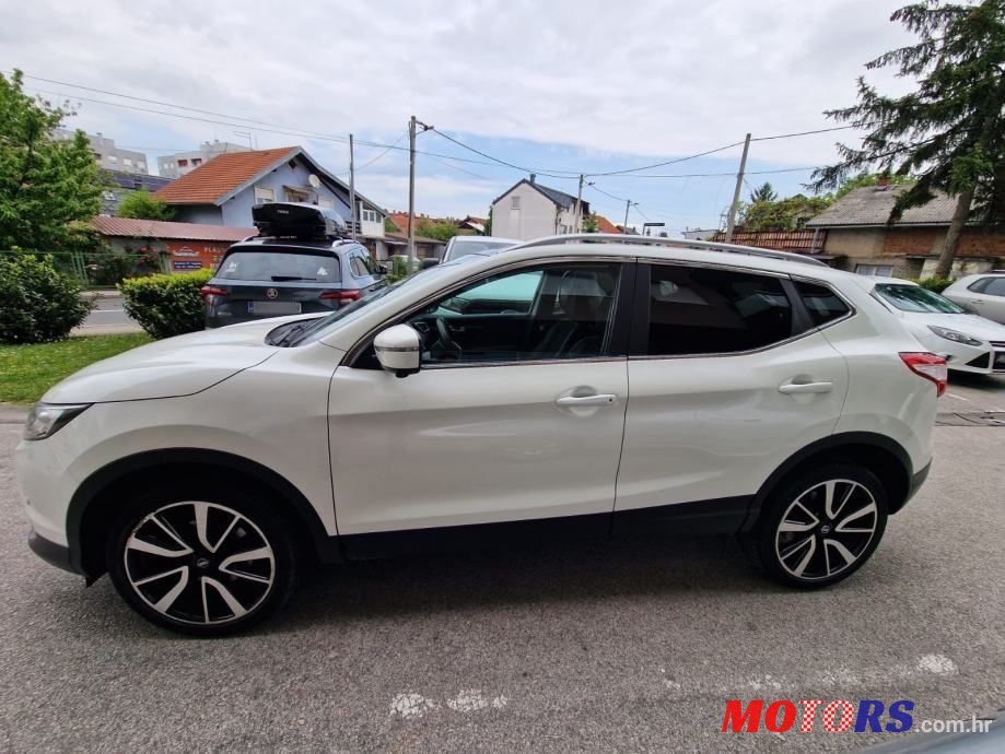 2016' Nissan Qashqai 4Wd 1,6 Dci photo #6