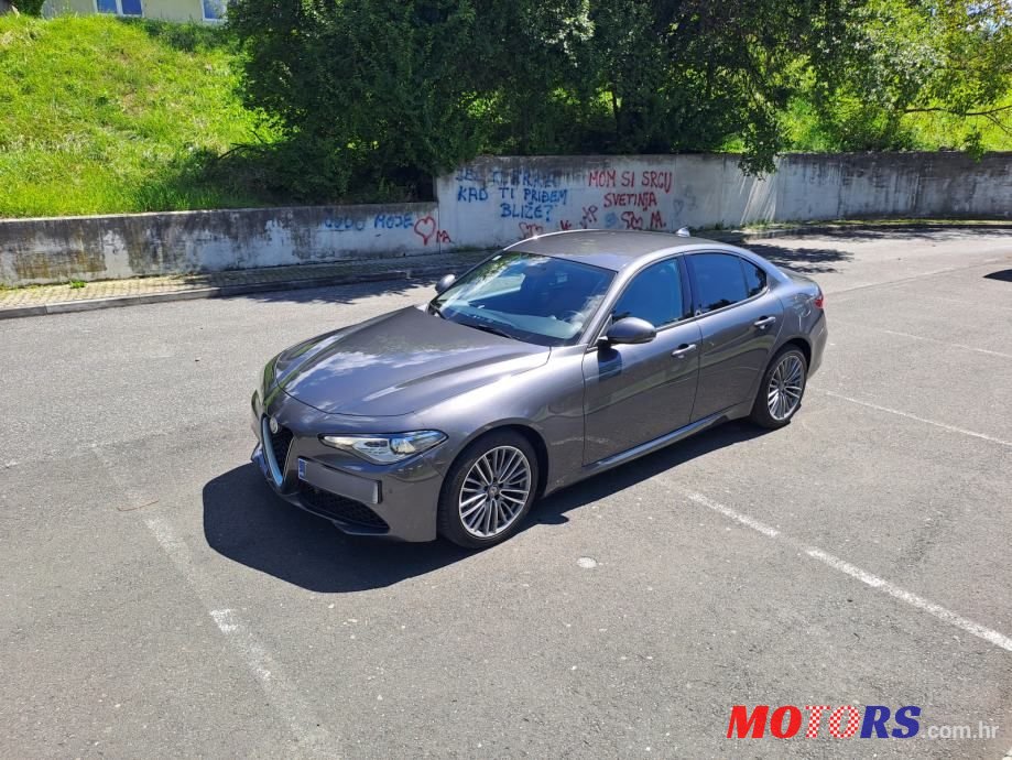 2018' Alfa Romeo Giulia 2,2 Jtd photo #3