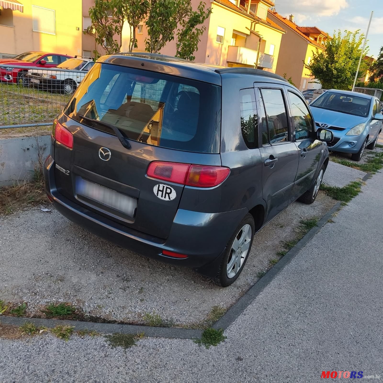 2004' Mazda 2 1,25 I photo #3