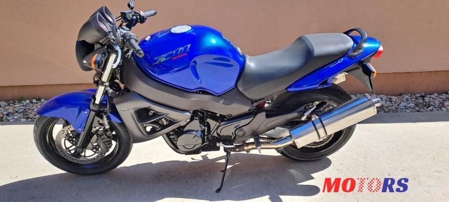 2000' Honda X11 photo #1