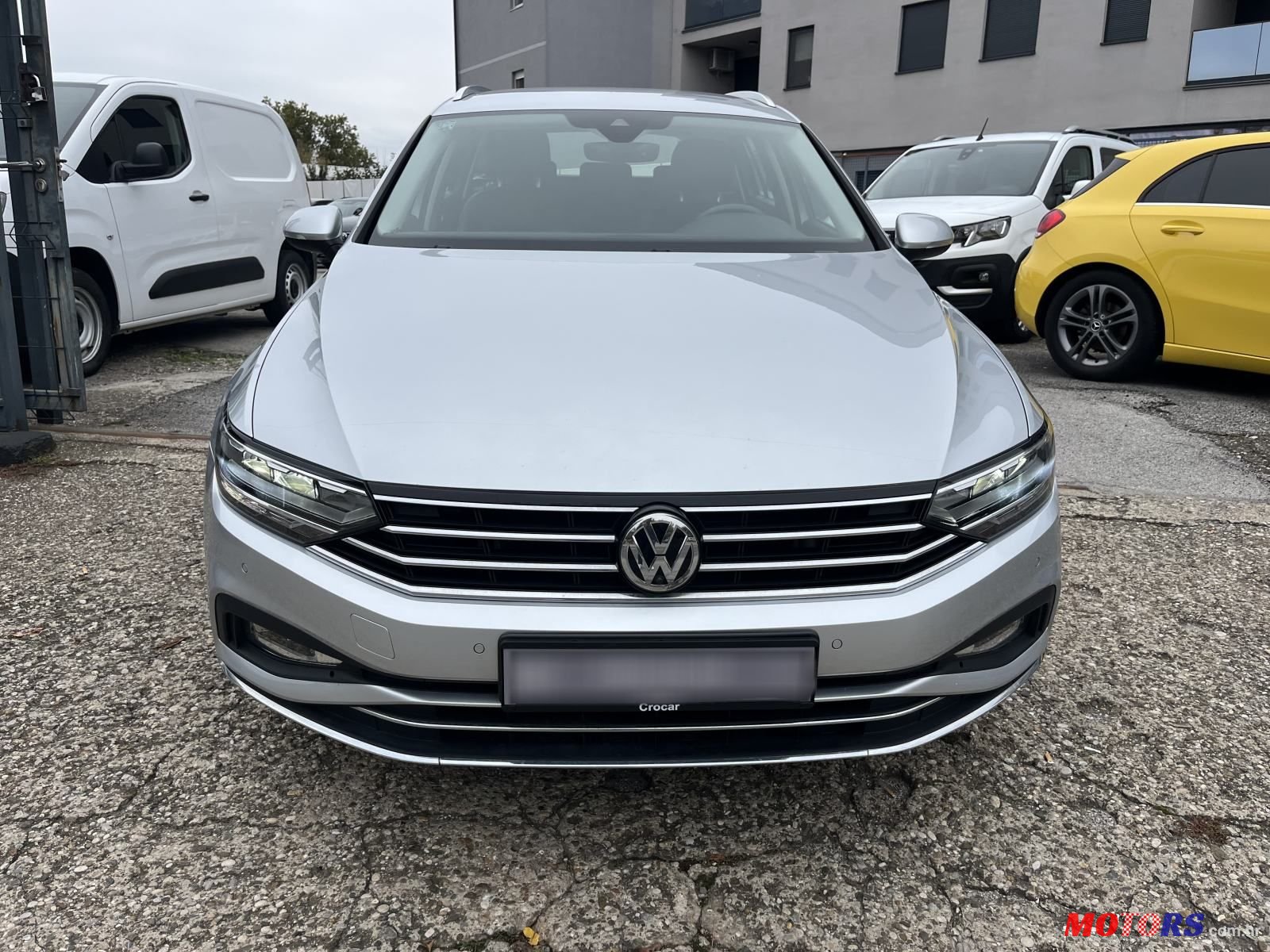 2019' Volkswagen Passat Variant photo #2