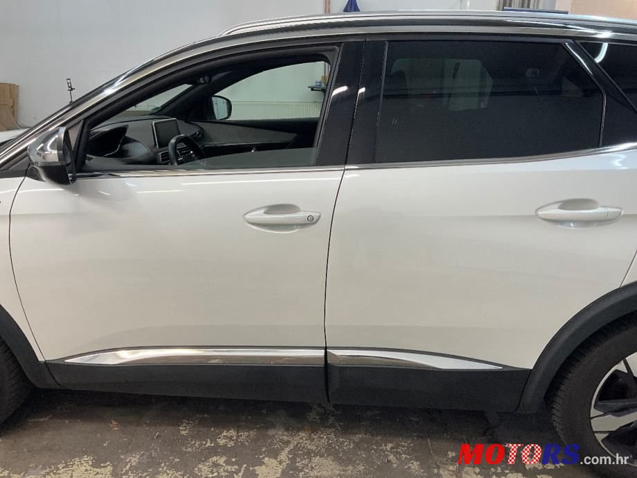 2018' Peugeot 3008 2,0 Bluehdi photo #4