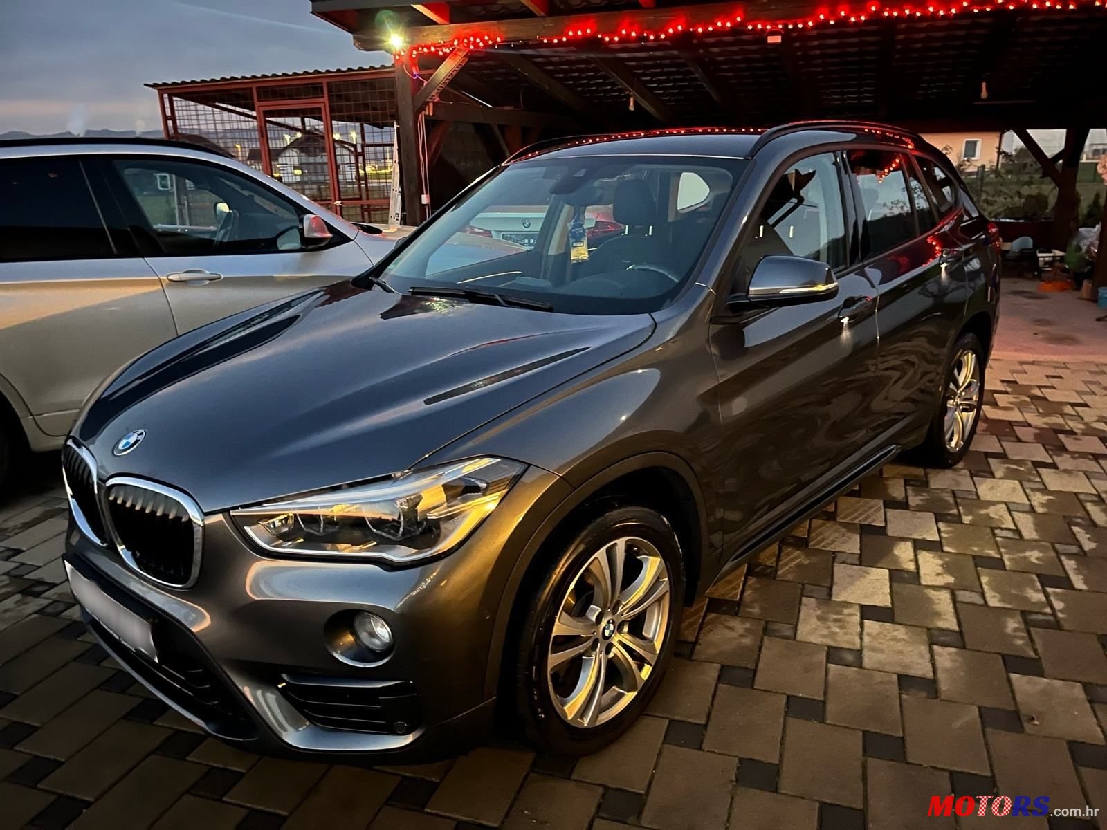 2016' BMW X1 20D photo #2