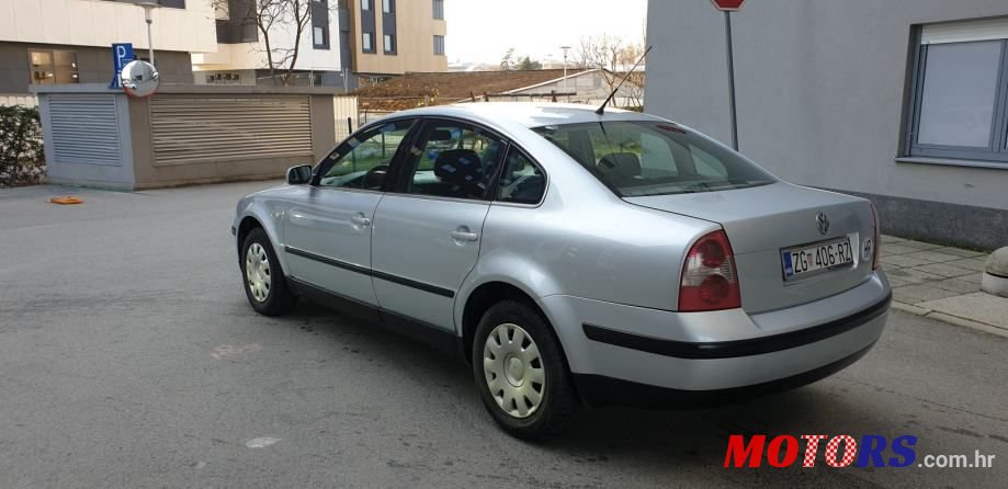 2002' Volkswagen Passat 1,9 Tdi photo #4