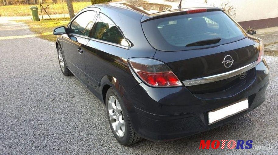 2006' Opel Astra 1,9 Cdti photo #1
