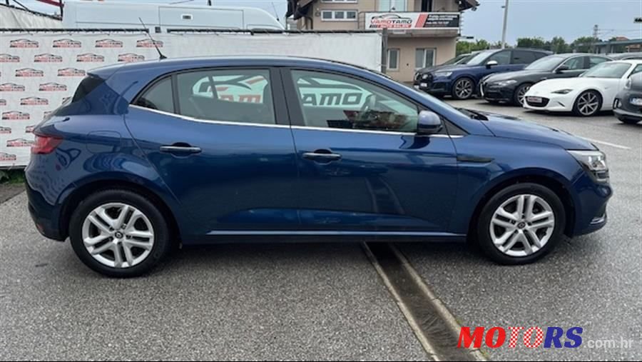 2020' Renault Megane Blue Dci 115 photo #5