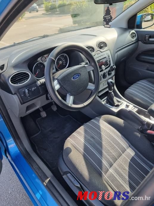 2009' Ford Focus 1,4 photo #1