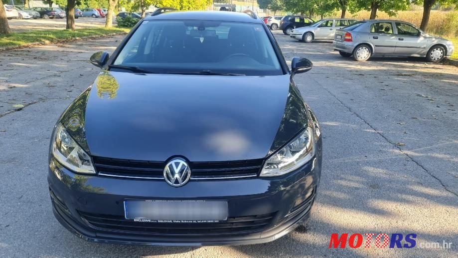 2014' Volkswagen Golf 7 Variant photo #2