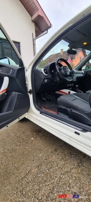 2011' Audi A1 1,6 Tdi photo #5