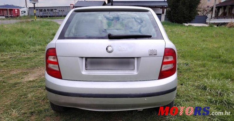 2001' Skoda Fabia 1,4 photo #4