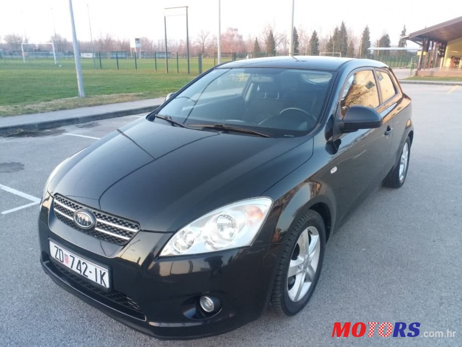 2010' Kia Ceed 1,6 Crdi photo #1