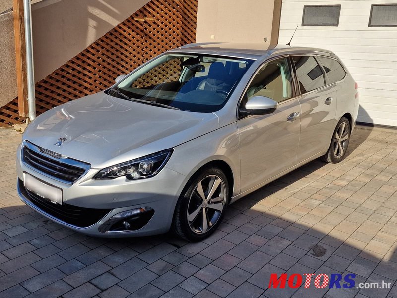 2016' Peugeot 308 Sw photo #1