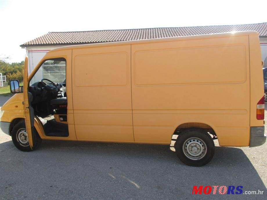 2000' Mercedes-Benz SPRINTER 313 CDI photo #1