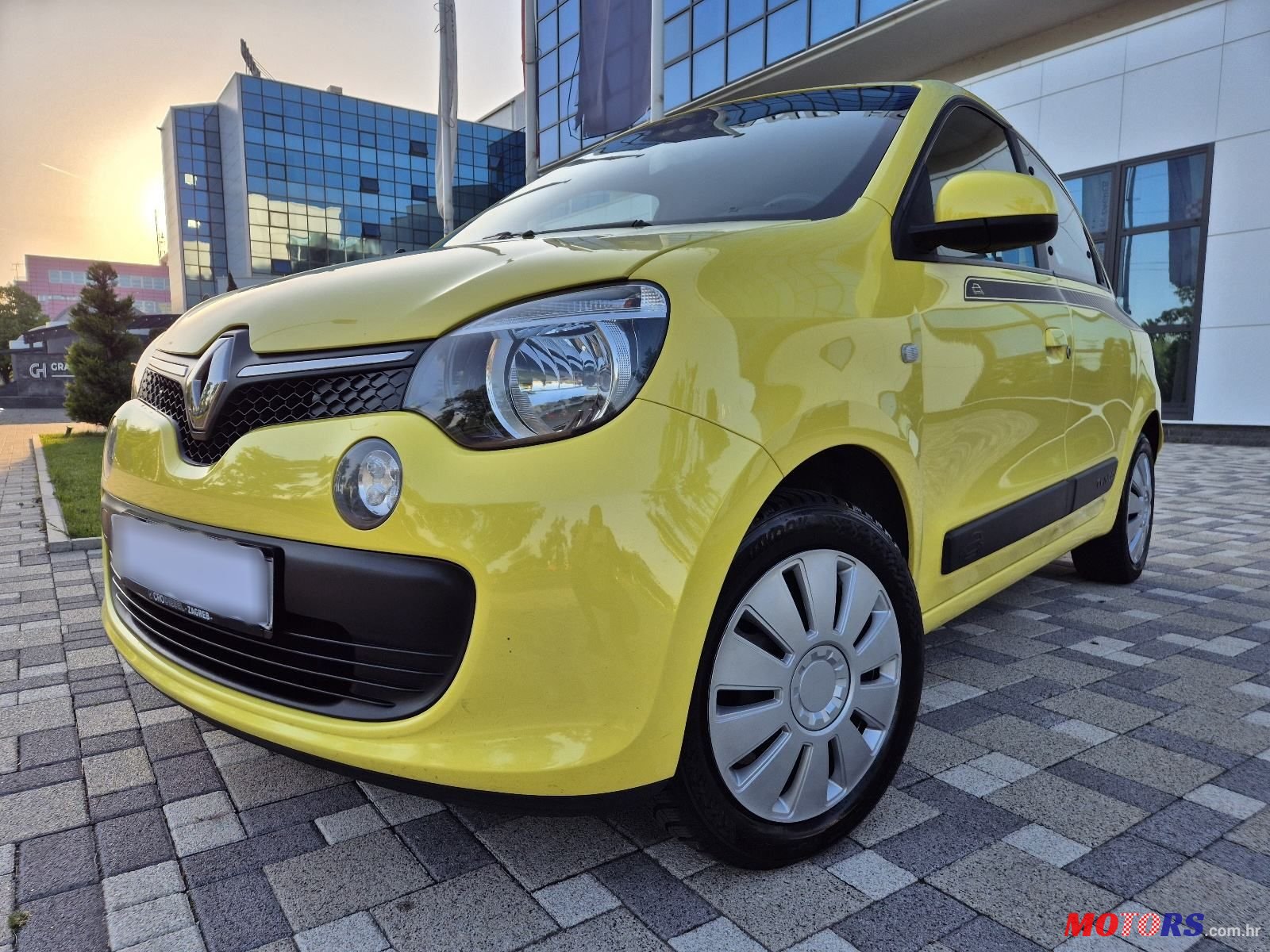 2016' Renault Twingo Sce photo #3