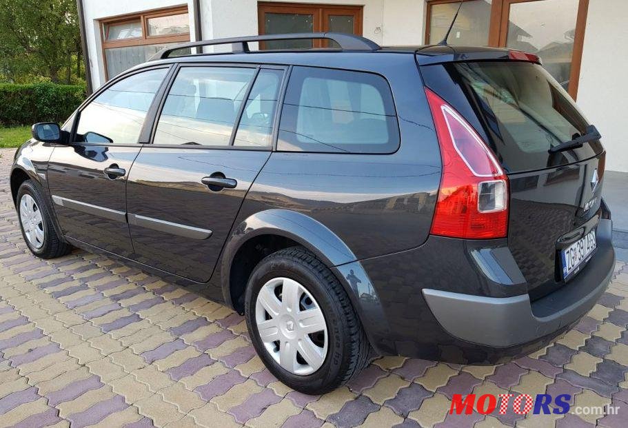 2006' Renault Megane Grandtour photo #1