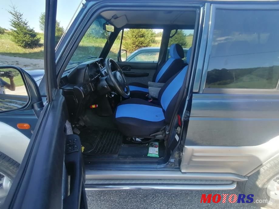 1999' Hyundai Galloper 2,5 Tdi photo #6