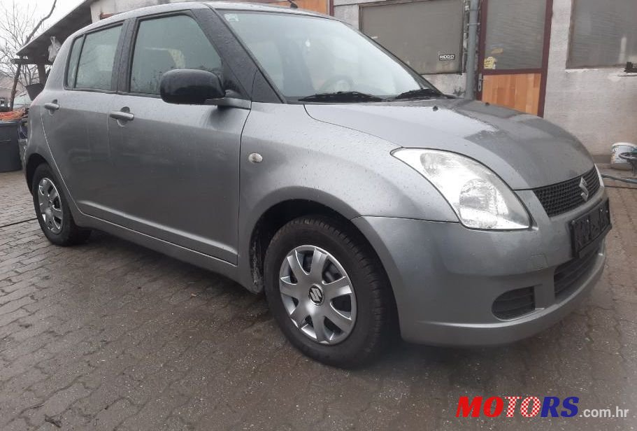 2008' Suzuki Swift 1,3 photo #1