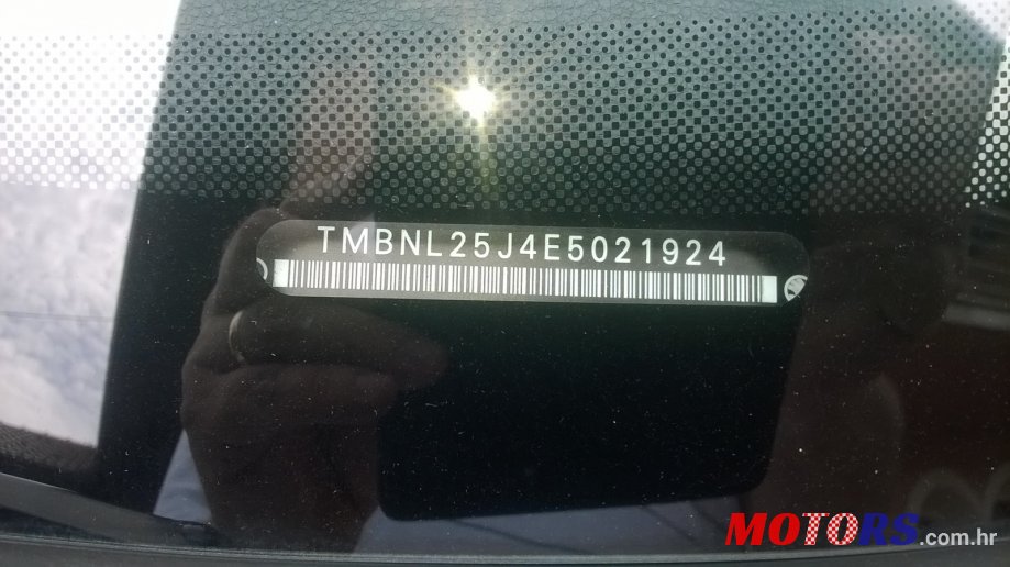 2014' Skoda Roomster photo #3