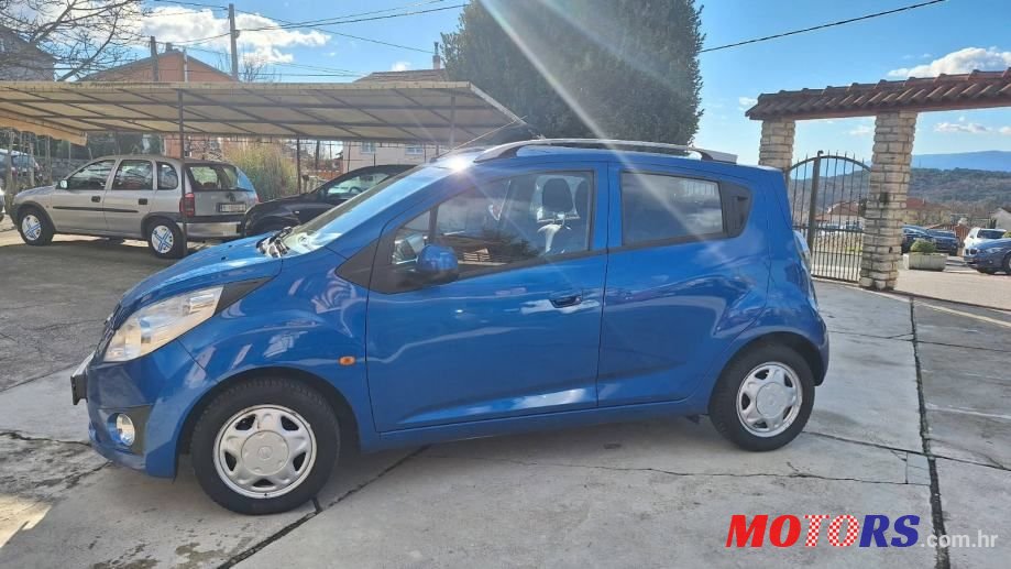 2010' Chevrolet Spark photo #3