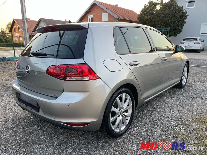 2016' Volkswagen Golf VII 2,0 Tdi Bmt photo #5