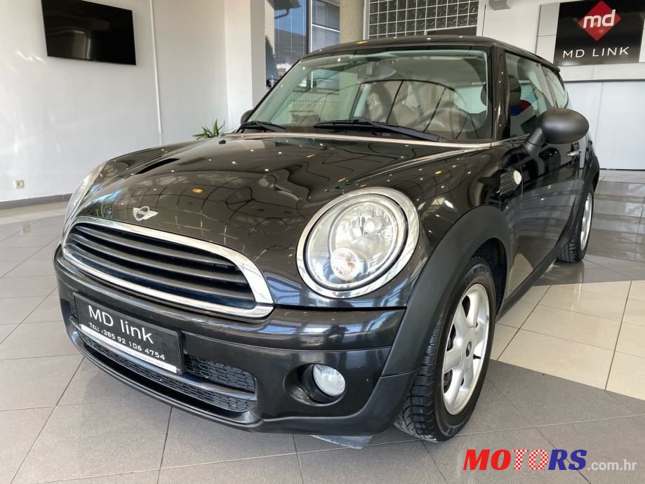 2009' MINI Cooper photo #1