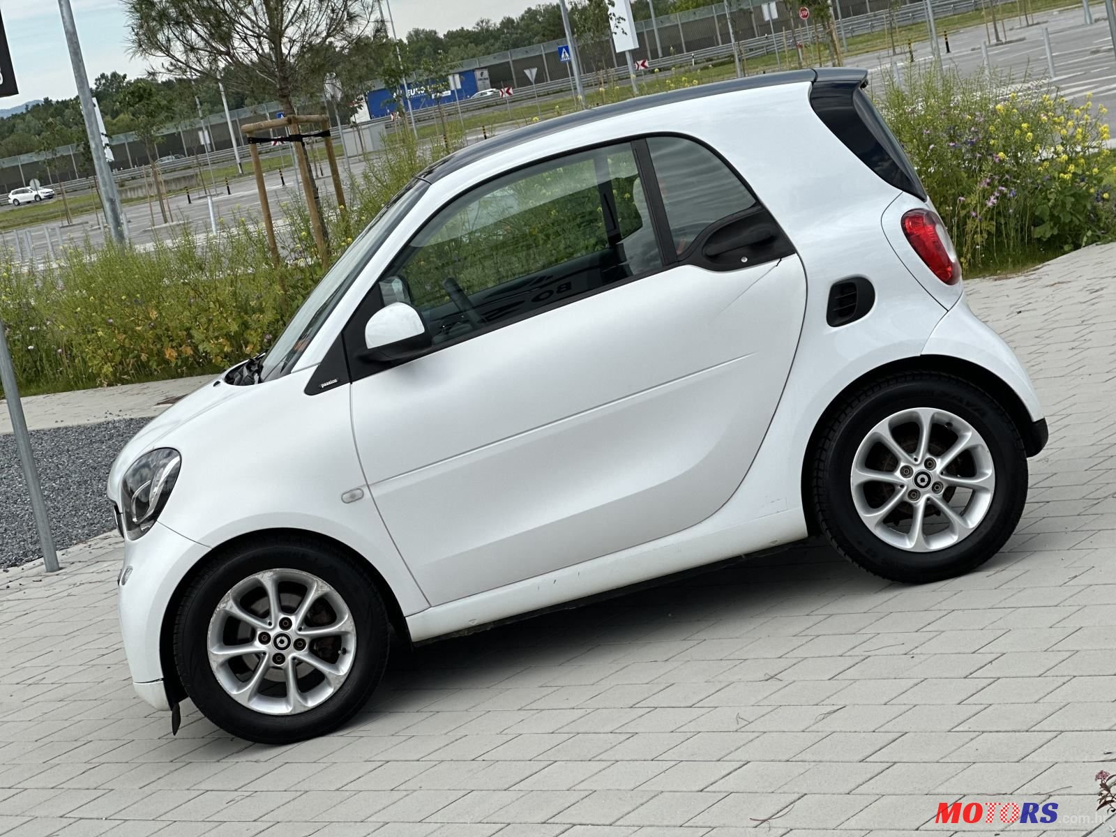 2016' Smart Fortwo photo #3