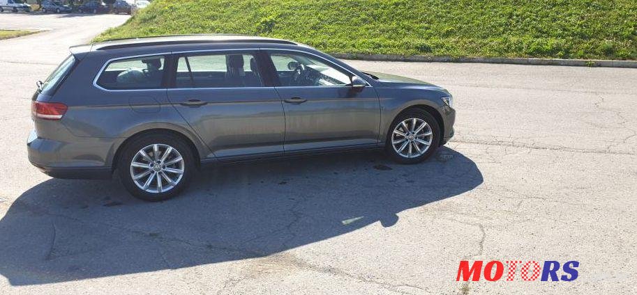 2015' Volkswagen Passat Variant 2,0 Tdi Bmt photo #1