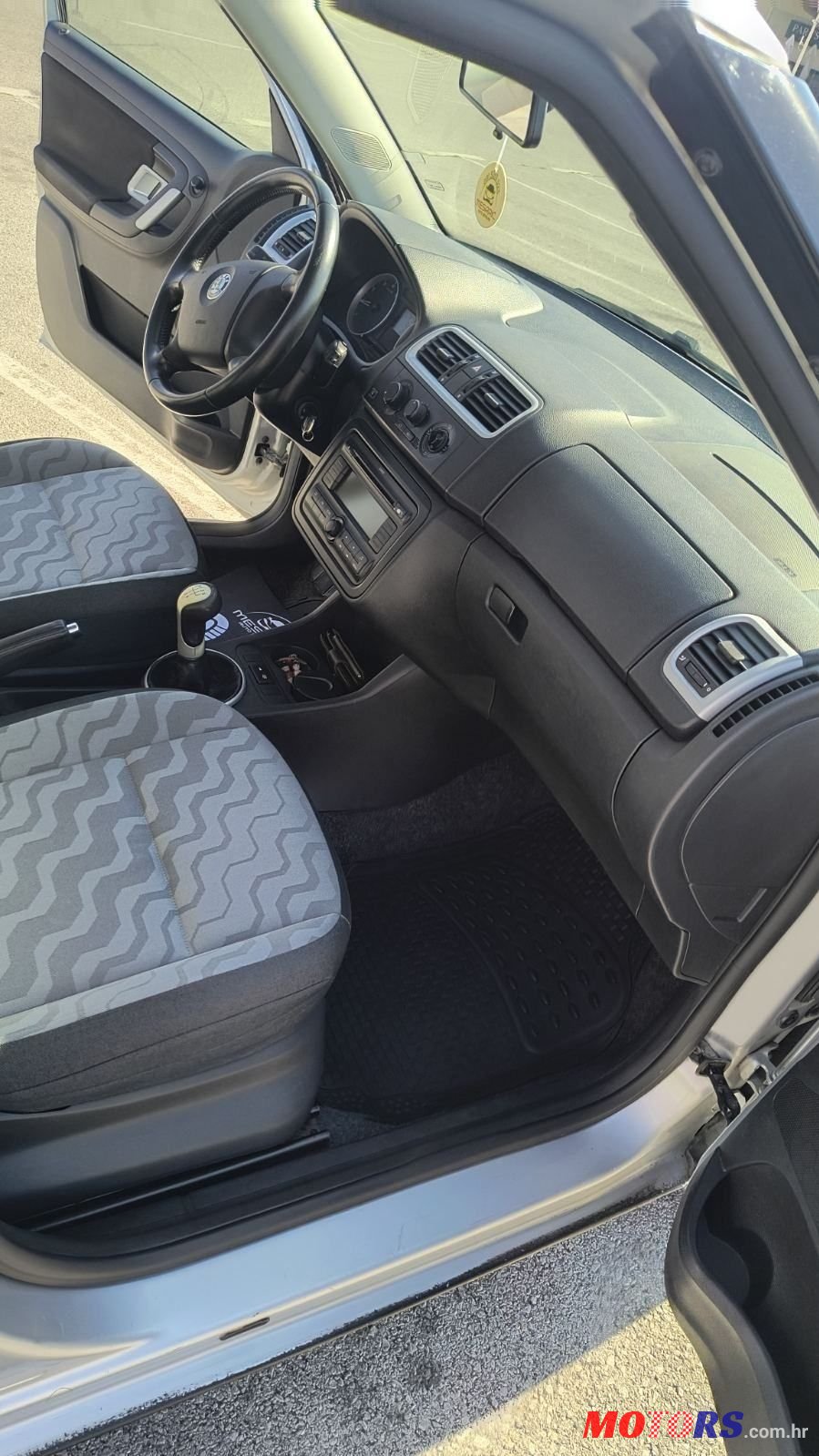2009' Skoda Fabia 1,2 photo #6