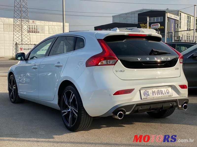 2017' Volvo V40 D3 photo #3