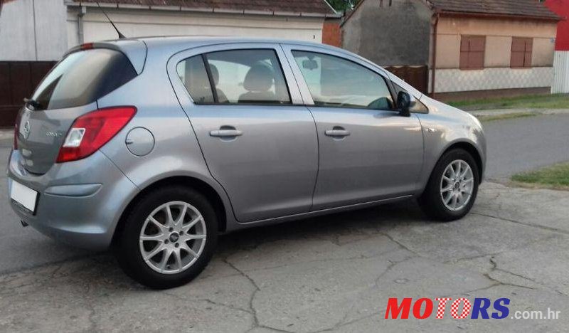 2008' Opel Corsa 1,2 16V photo #1