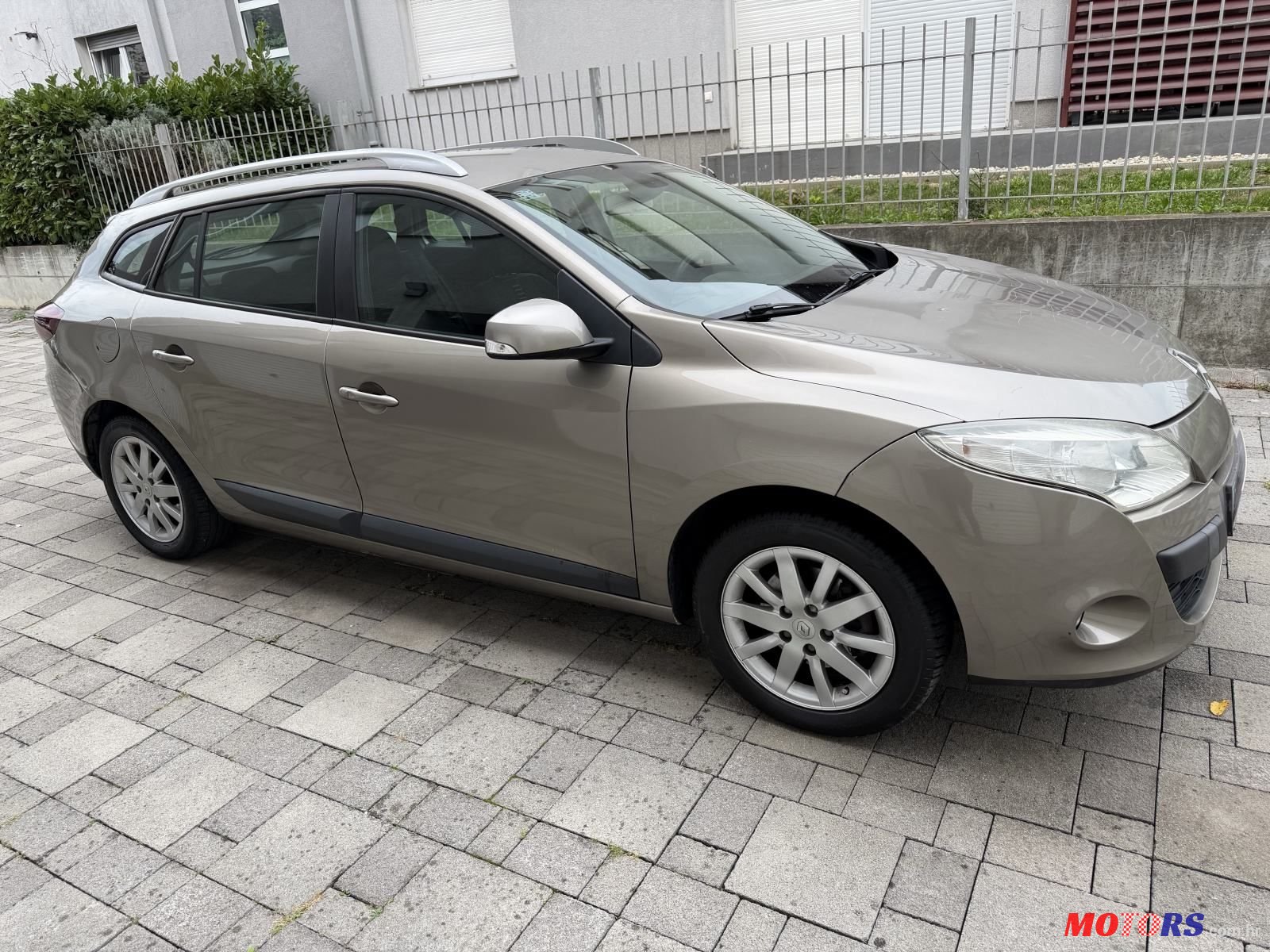 2010' Renault Megane Grandtour 1,6 16V photo #4
