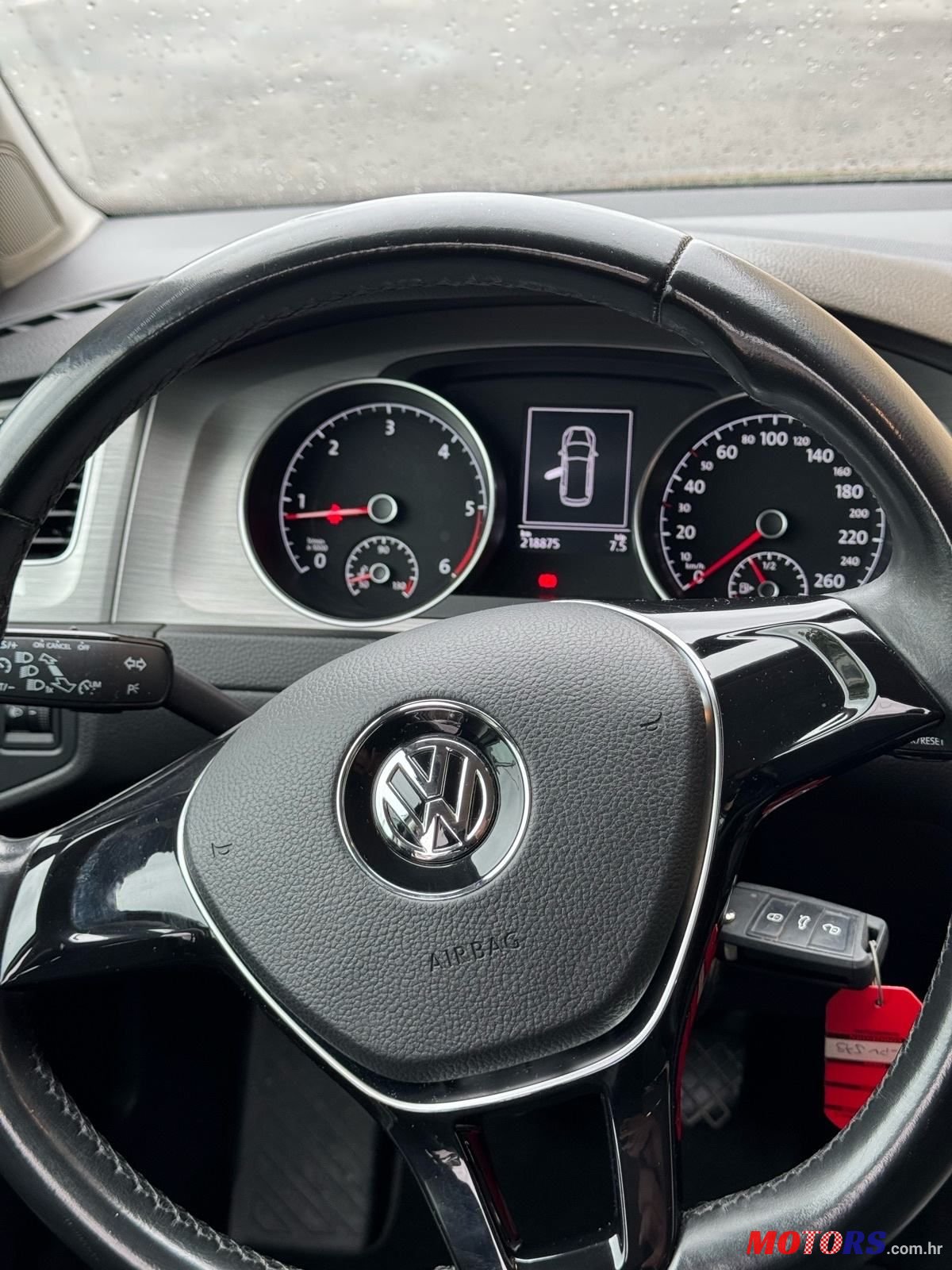 2015' Volkswagen Golf VII Variant photo #5