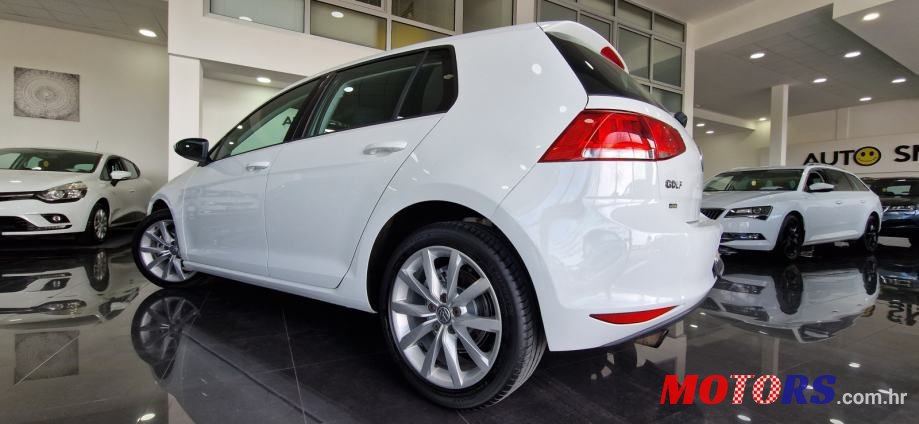 2013' Volkswagen Golf 7 1,6 Tdi Bmt photo #4