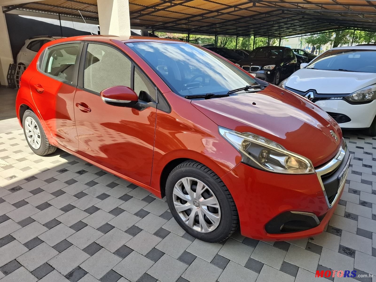 2016' Peugeot 208 1,2 Puretech photo #2