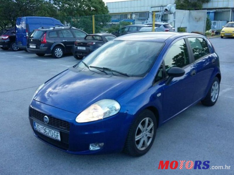 2006' Fiat Grande Punto 1,3 Multijet 16V photo #2