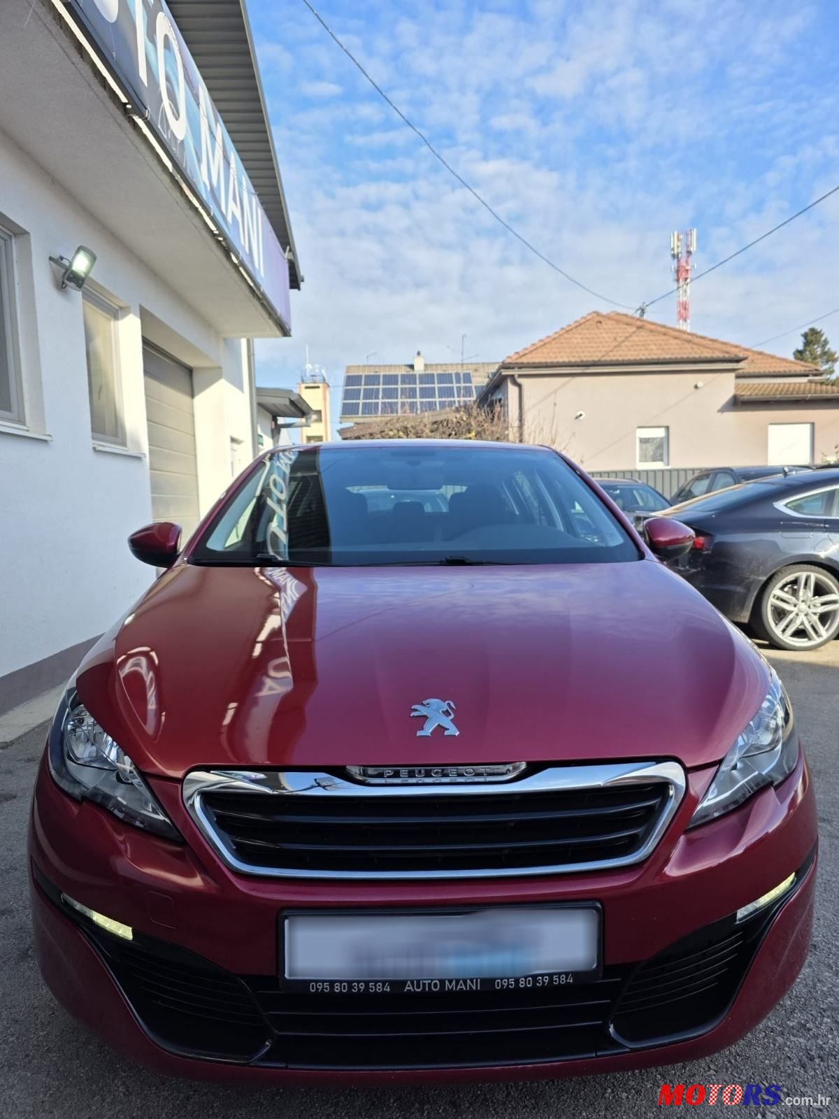 2014' Peugeot 308 1.2 photo #2