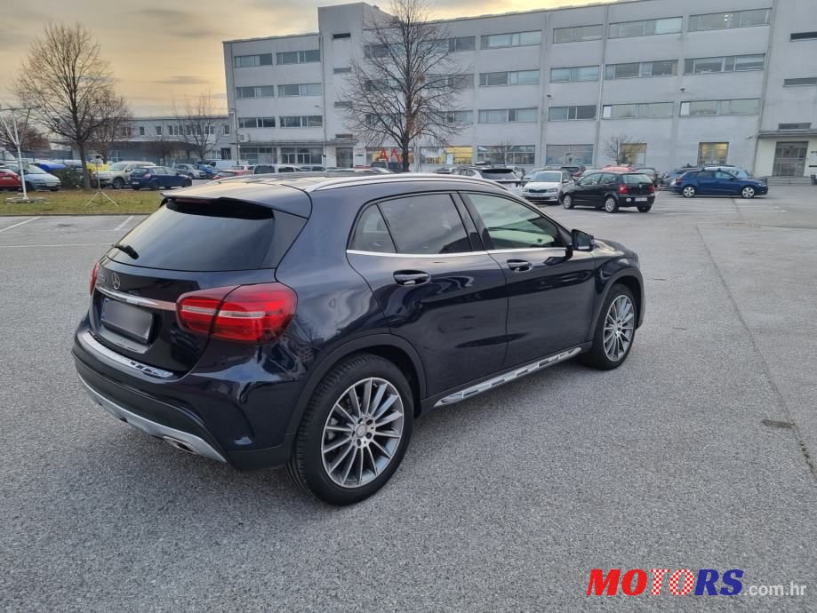 2017' Mercedes-Benz GLA 200 D Amg photo #4