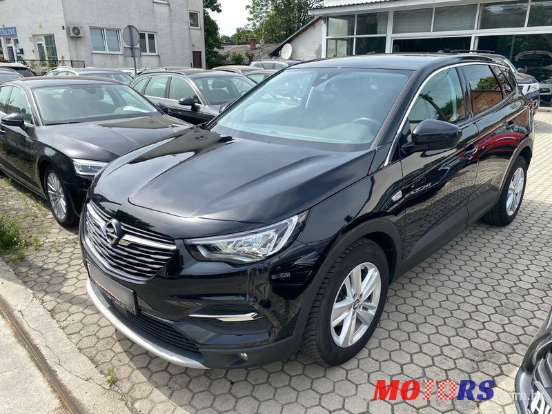 2020' Opel Grandland 2,0 photo #1