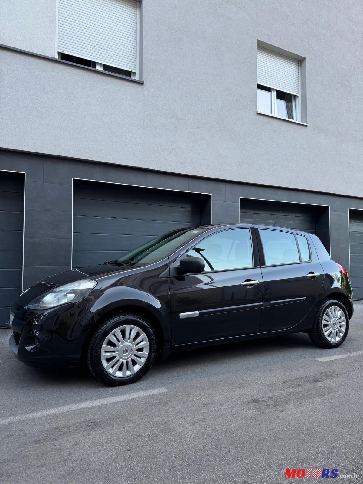 2012' Renault Clio 1,2 photo #1