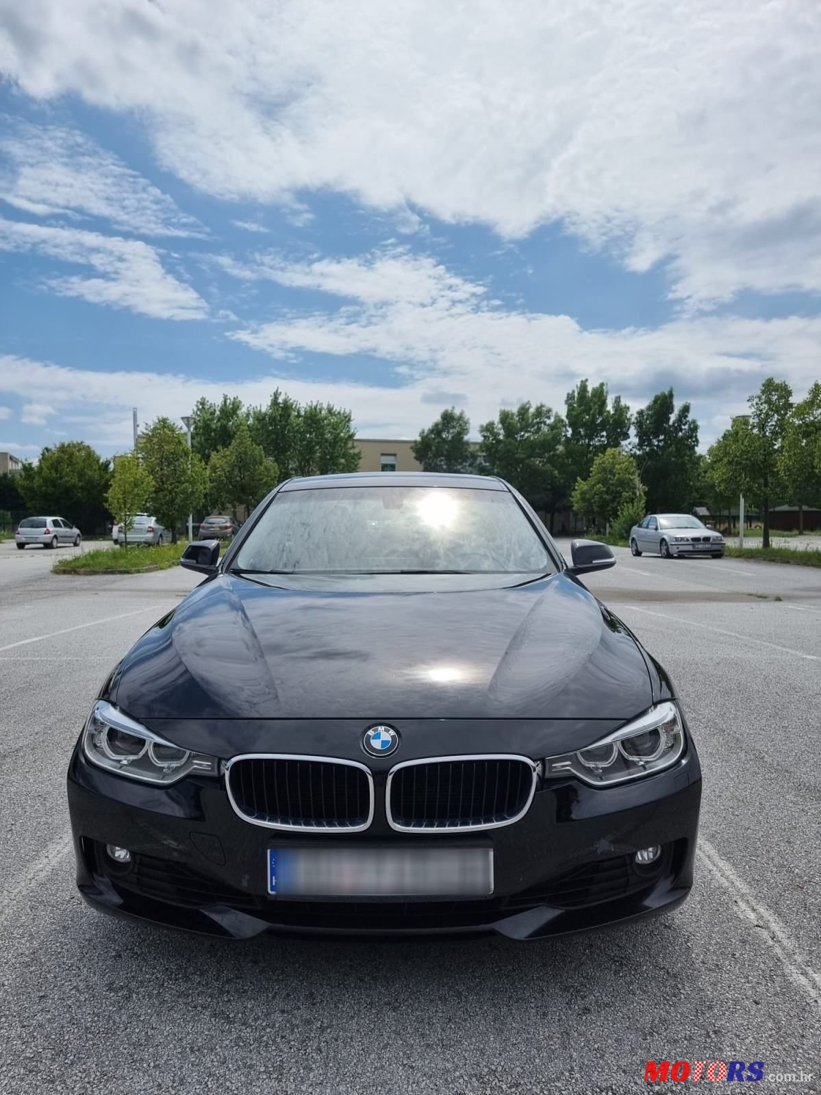 2013' BMW Serija 3 330D photo #2