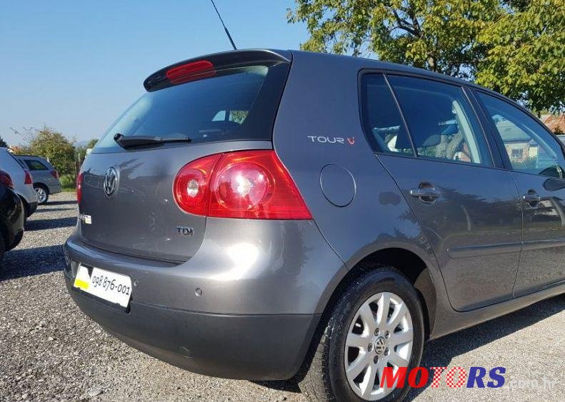 2007' Volkswagen Golf V 1,9 Tdi photo #1