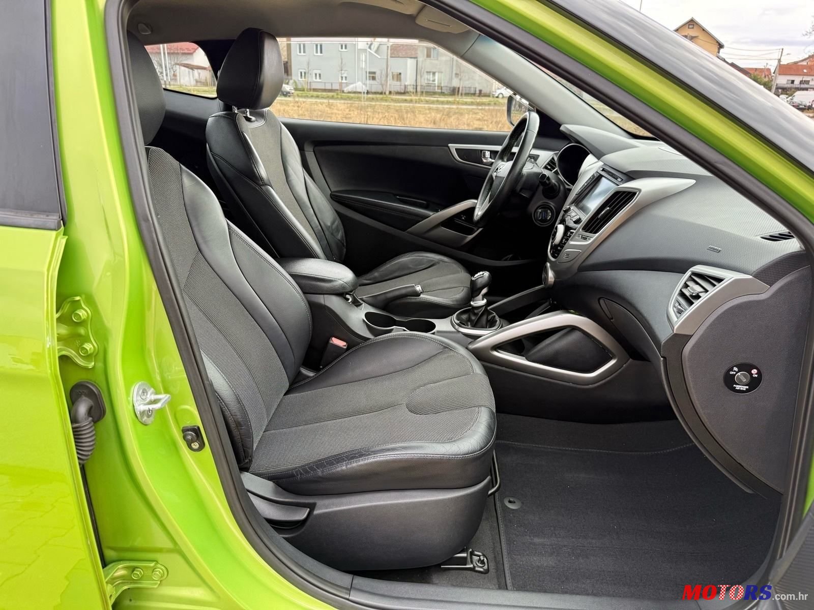 2012' Hyundai Veloster 1,6 Mpi photo #6