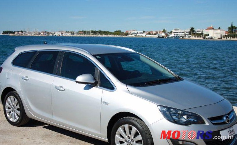 2016' Opel Astra Sports 1,6 Cdti photo #1