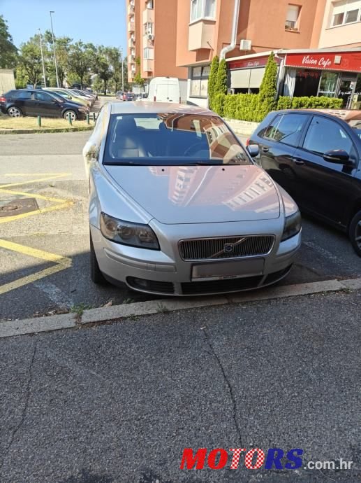 2005' Volvo V50 2,0 D photo #5