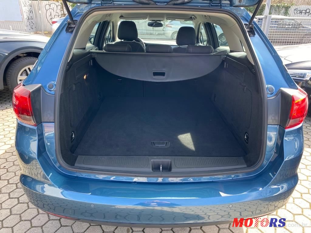 2016' Opel Astra Karavan photo #6