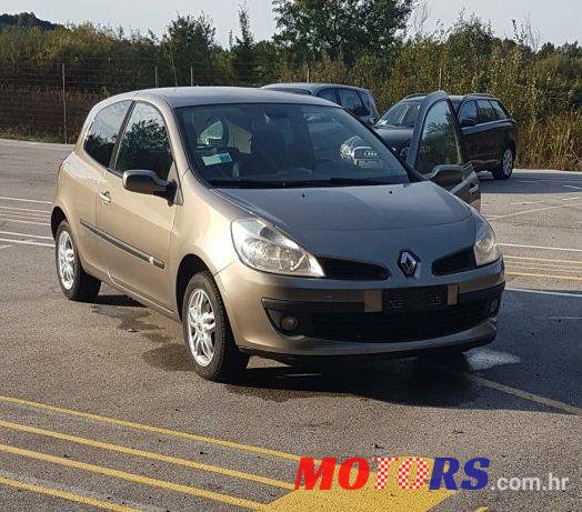 2008' Renault Clio 1,2 16V photo #1